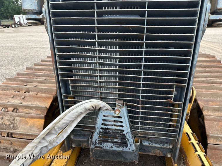 image for item DT6351 2005 John Deere 550J LGP dozer