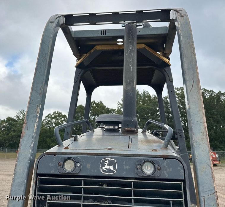 image for item DT6351 2005 John Deere 550J LGP dozer