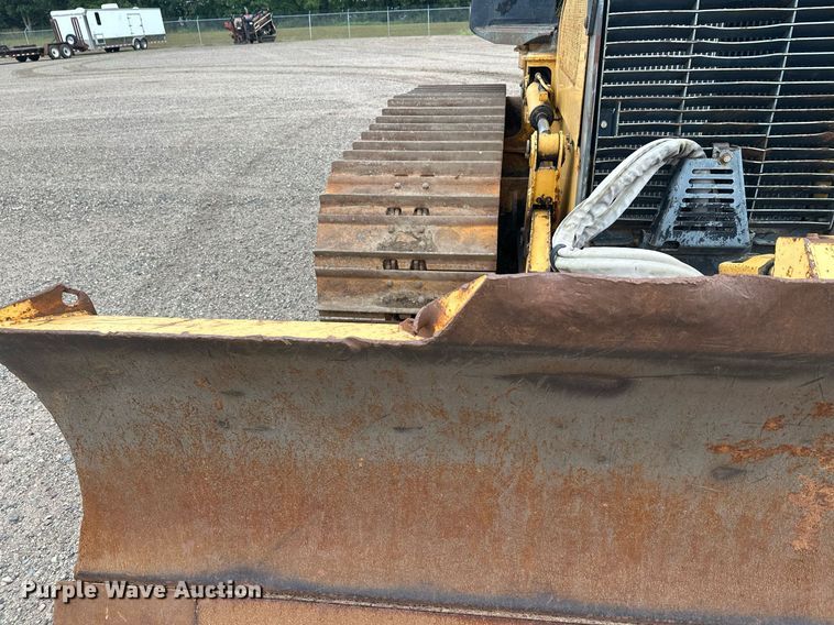 image for item DT6351 2005 John Deere 550J LGP dozer