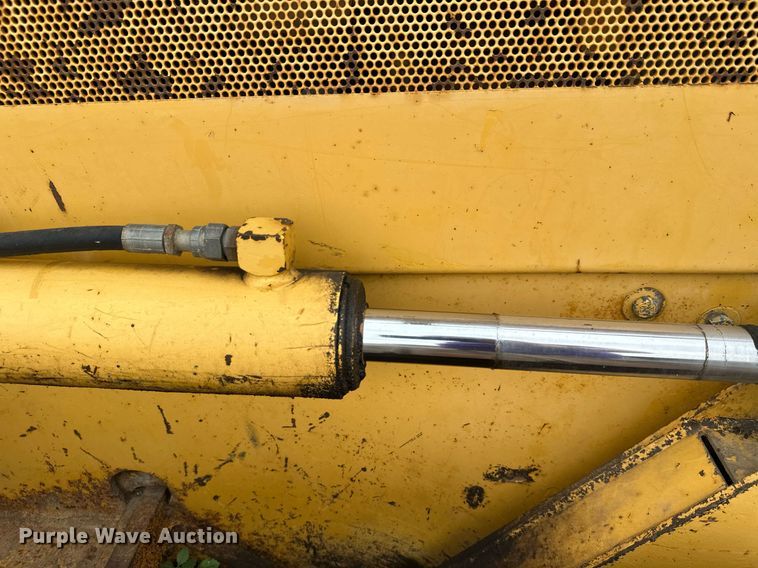 image for item DT6351 2005 John Deere 550J LGP dozer