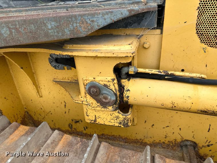 image for item DT6351 2005 John Deere 550J LGP dozer