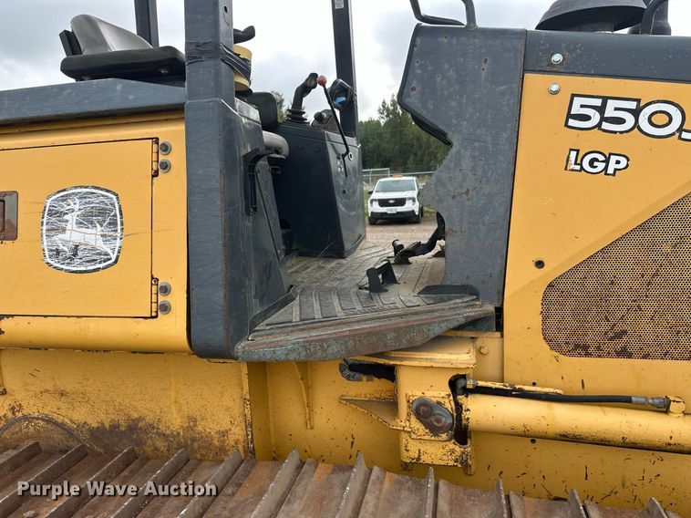 image for item DT6351 2005 John Deere 550J LGP dozer