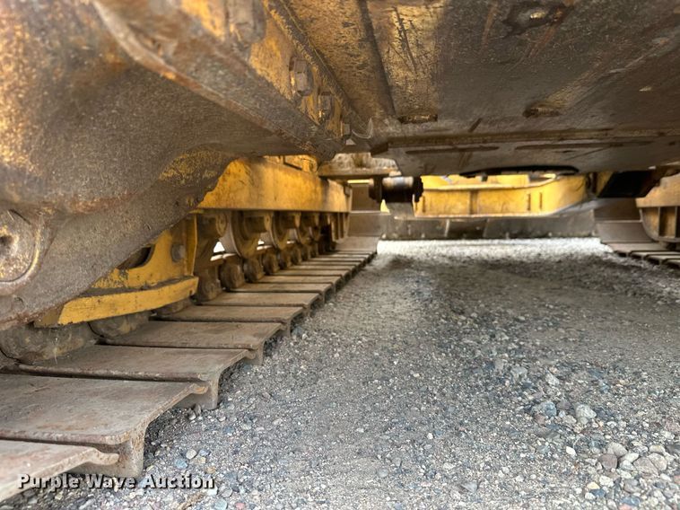 image for item DT6351 2005 John Deere 550J LGP dozer