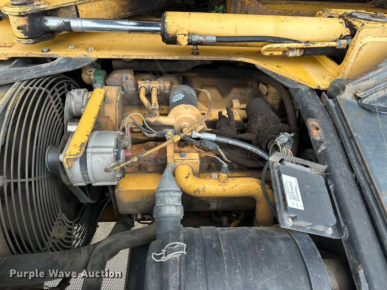 image for item DT6351 2005 John Deere 550J LGP dozer