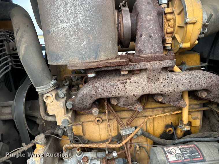 image for item DT6351 2005 John Deere 550J LGP dozer