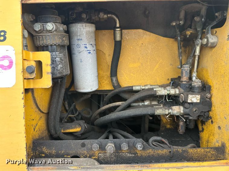 image for item DT6351 2005 John Deere 550J LGP dozer