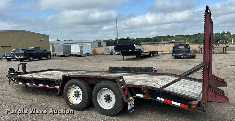 image for item DT6353 2011 Towmaster T14D equipment trailer