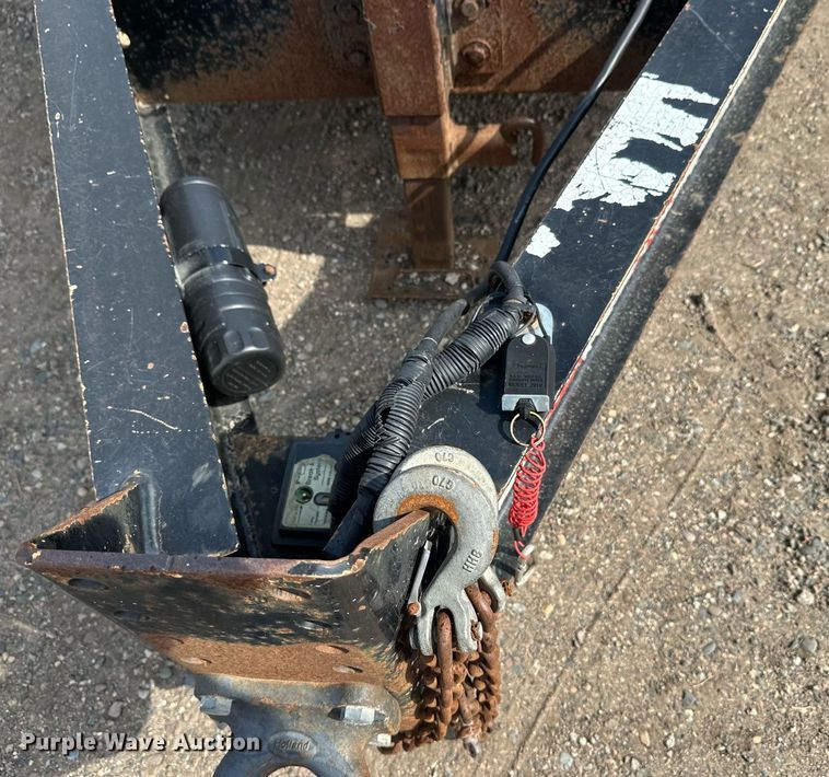 image for item DT6353 2011 Towmaster T14D equipment trailer