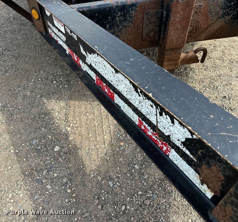 image for item DT6353 2011 Towmaster T14D equipment trailer