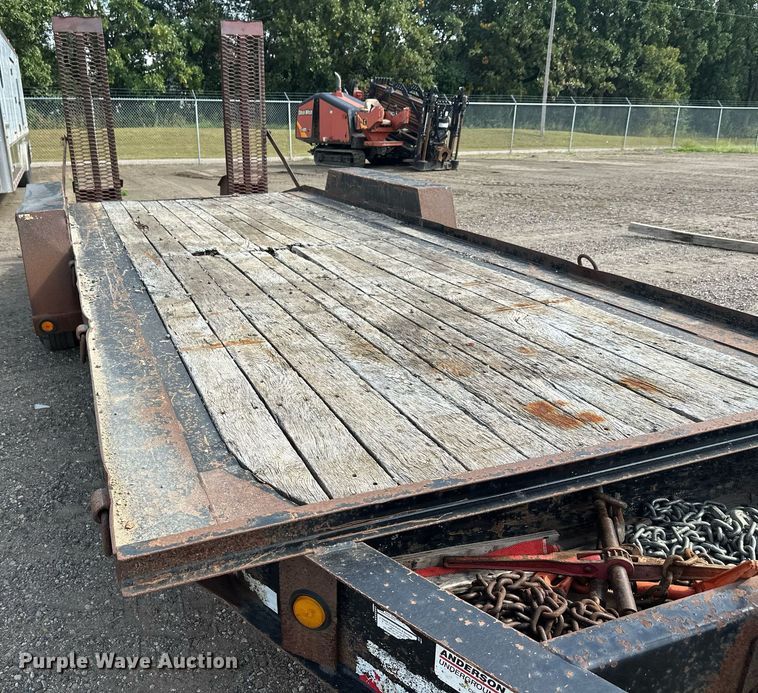 image for item DT6353 2011 Towmaster T14D equipment trailer