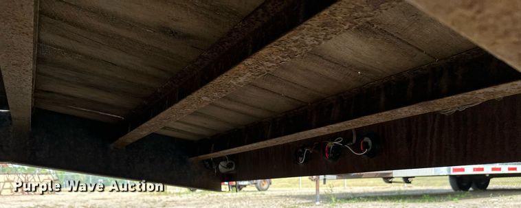 image for item DT6353 2011 Towmaster T14D equipment trailer