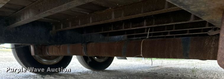 image for item DT6353 2011 Towmaster T14D equipment trailer