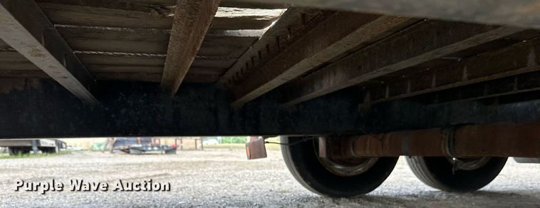 image for item DT6353 2011 Towmaster T14D equipment trailer