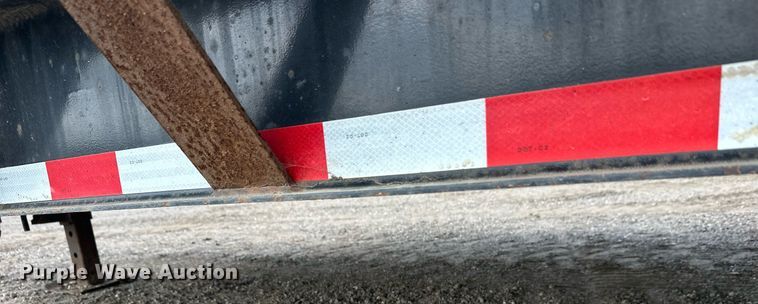 image for item DT6353 2011 Towmaster T14D equipment trailer