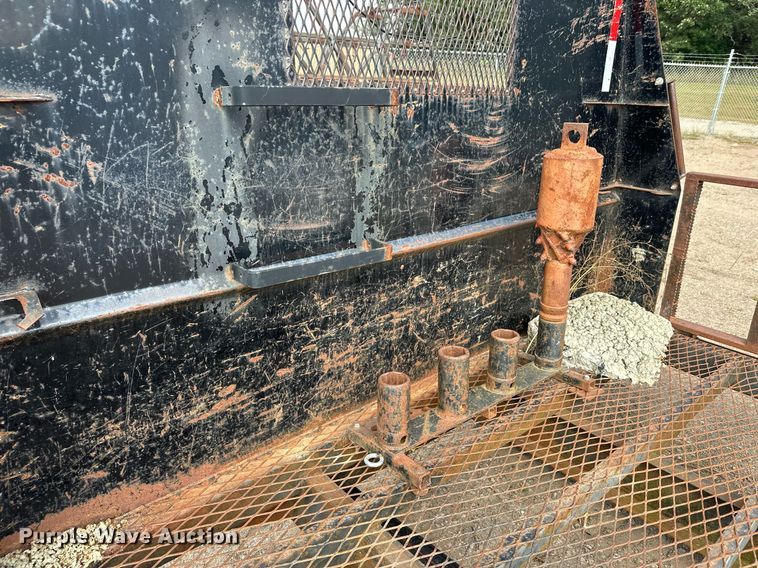 image for item DT6355 Flatbed