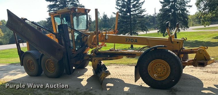 image for item DT6356 John Deere 770A motor grader