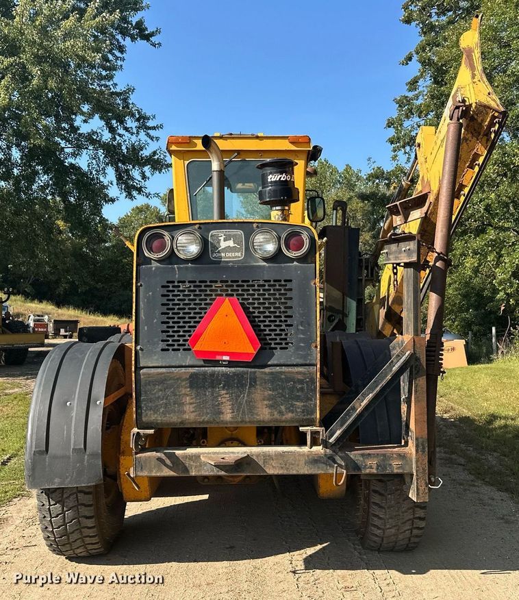 image for item DT6356 John Deere 770A motor grader