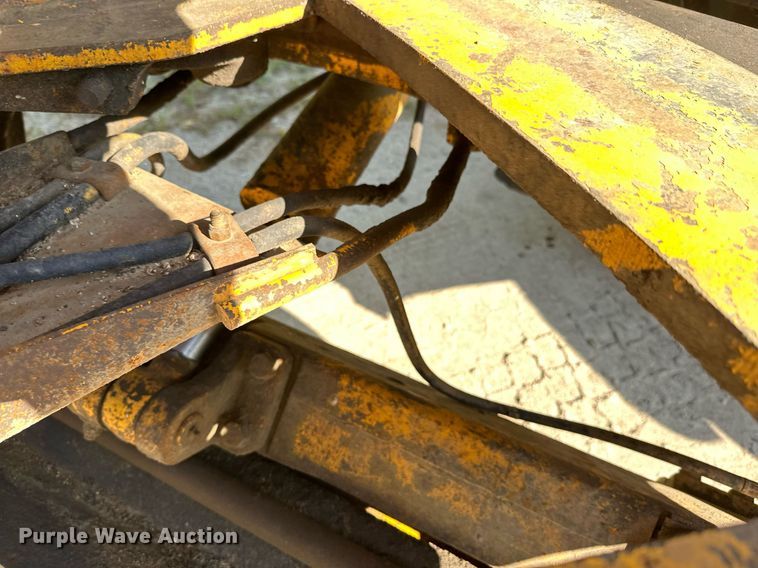 image for item DT6356 John Deere 770A motor grader