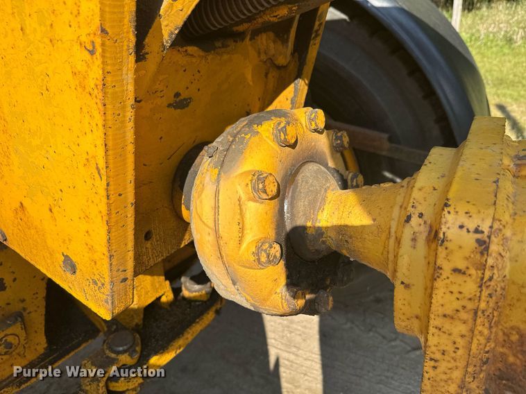 image for item DT6356 John Deere 770A motor grader