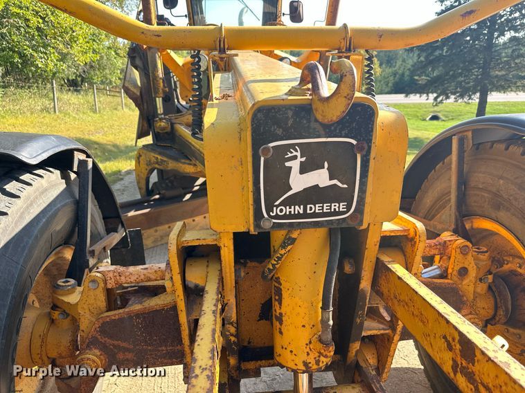 image for item DT6356 John Deere 770A motor grader