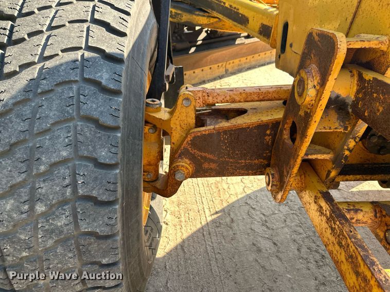 image for item DT6356 John Deere 770A motor grader