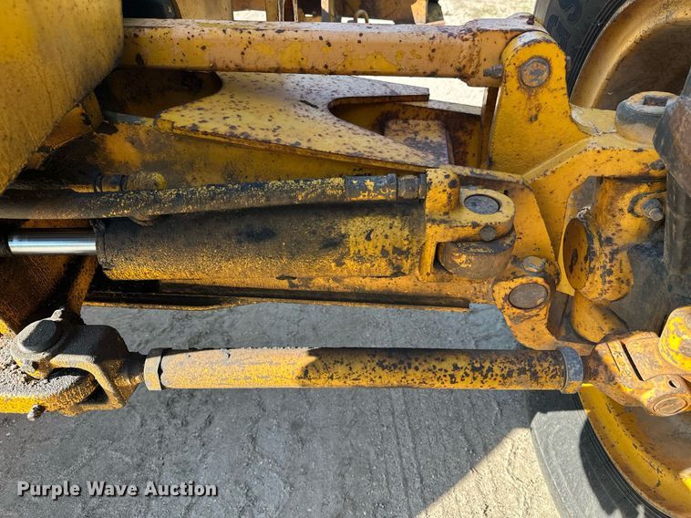 image for item DT6356 John Deere 770A motor grader