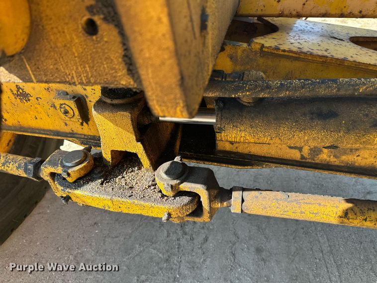 image for item DT6356 John Deere 770A motor grader