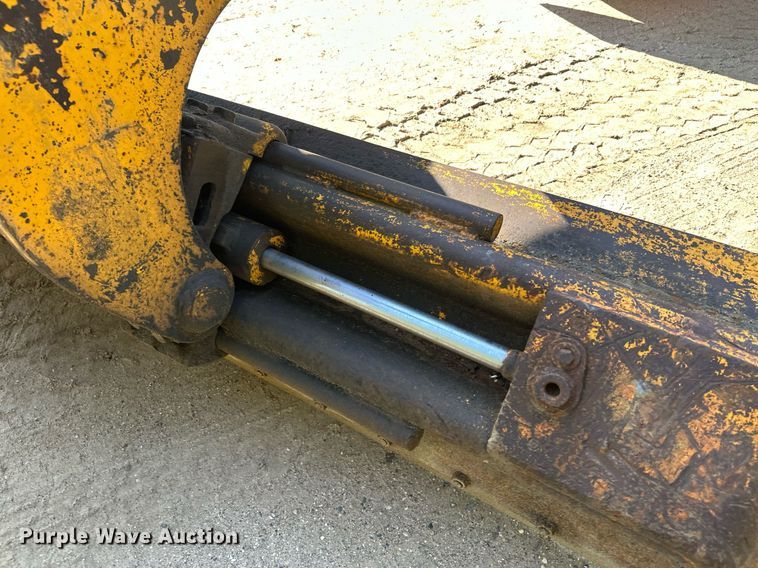 image for item DT6356 John Deere 770A motor grader