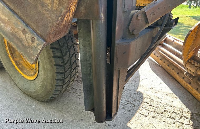 image for item DT6356 John Deere 770A motor grader