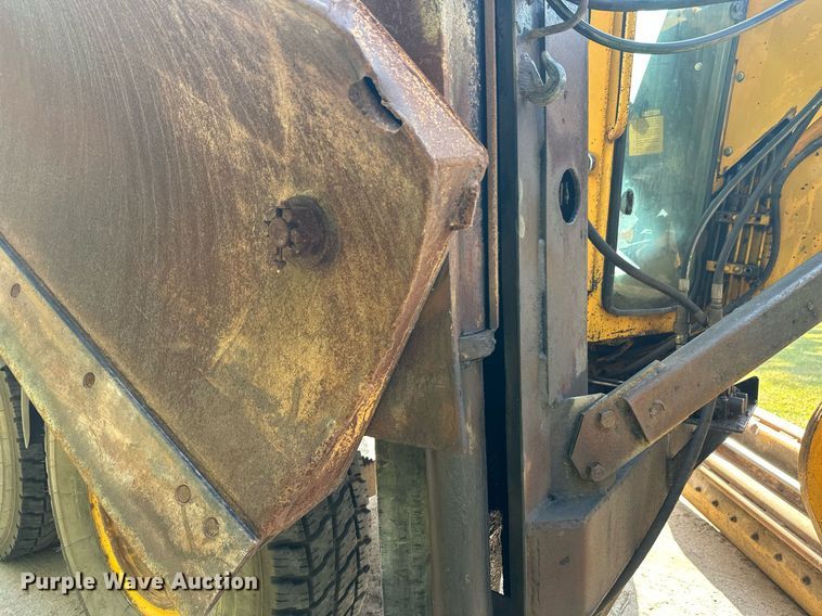 image for item DT6356 John Deere 770A motor grader