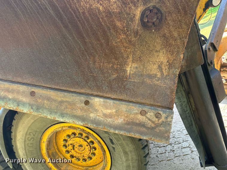 image for item DT6356 John Deere 770A motor grader