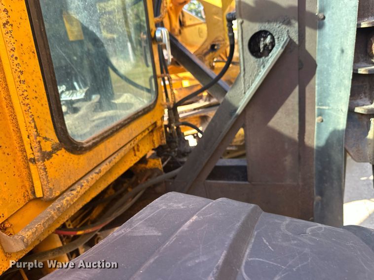 image for item DT6356 John Deere 770A motor grader