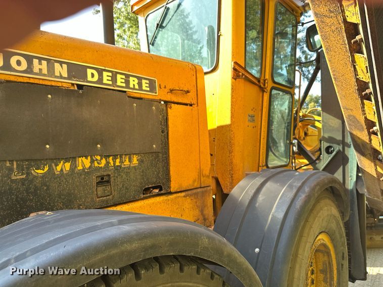 image for item DT6356 John Deere 770A motor grader