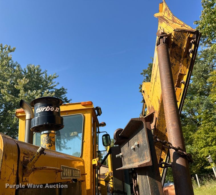 image for item DT6356 John Deere 770A motor grader