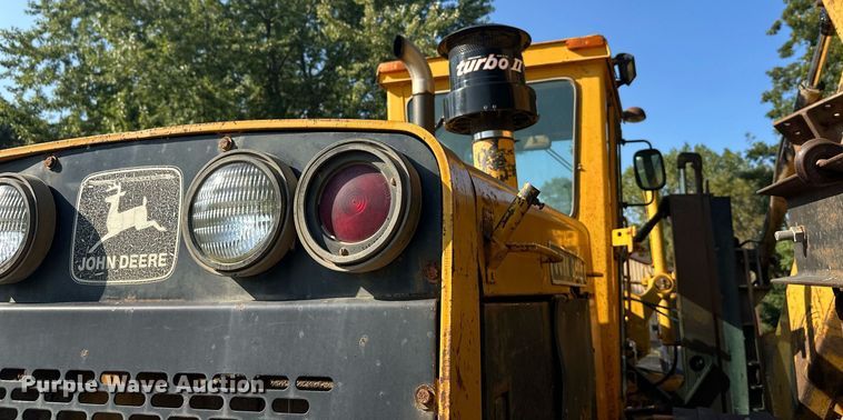 image for item DT6356 John Deere 770A motor grader