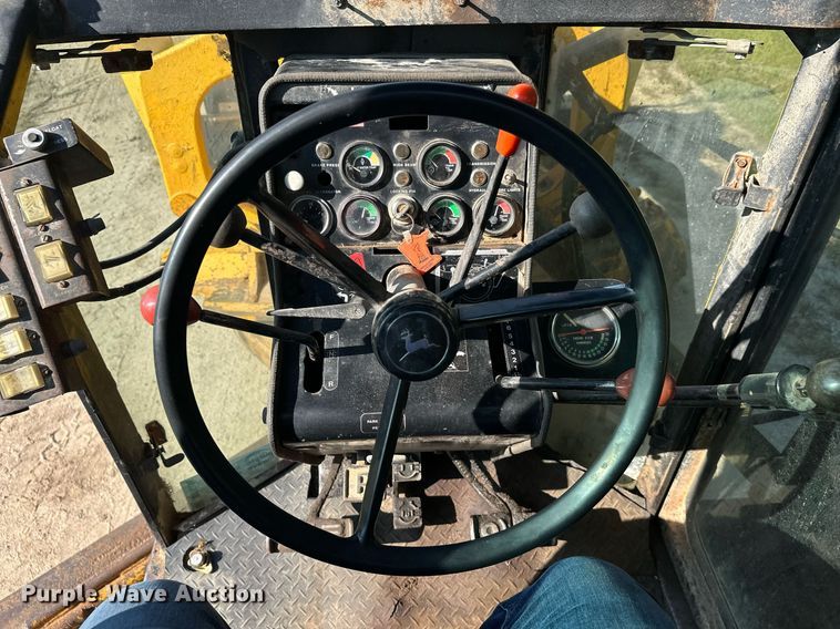 image for item DT6356 John Deere 770A motor grader