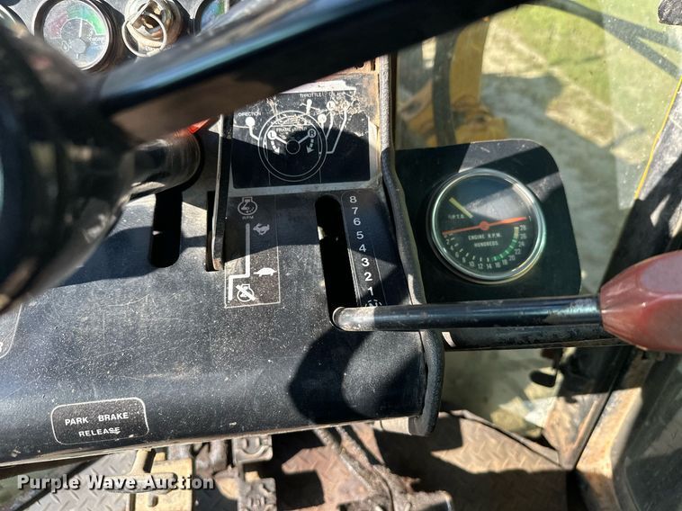 image for item DT6356 John Deere 770A motor grader