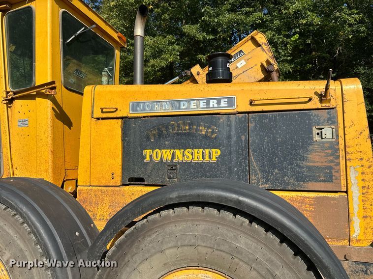 image for item DT6356 John Deere 770A motor grader