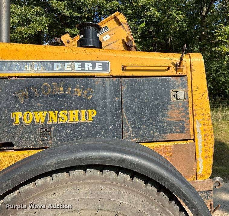 image for item DT6356 John Deere 770A motor grader