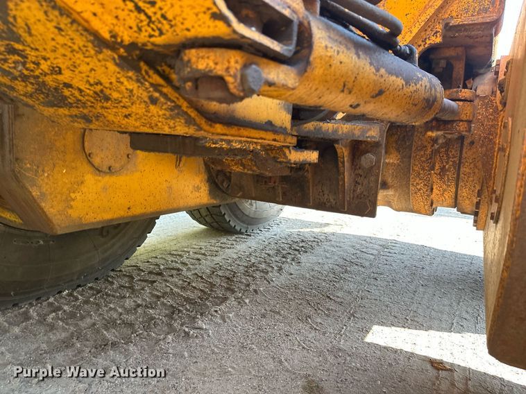 image for item DT6356 John Deere 770A motor grader