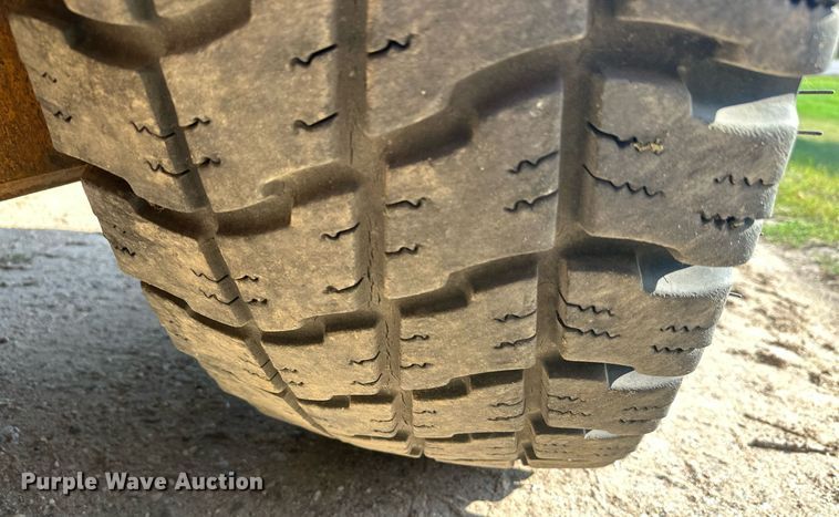 image for item DT6356 John Deere 770A motor grader