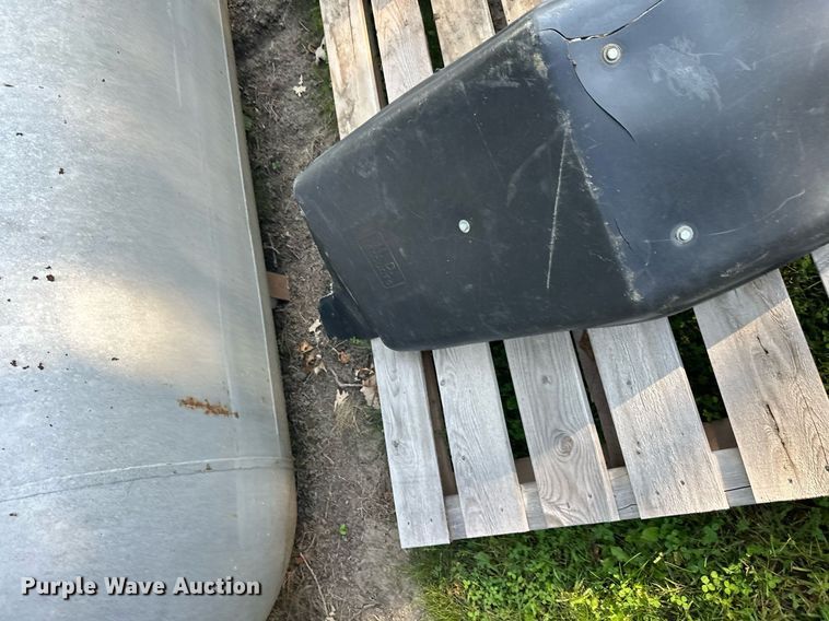 image for item DT6359 Motor grader attachments 