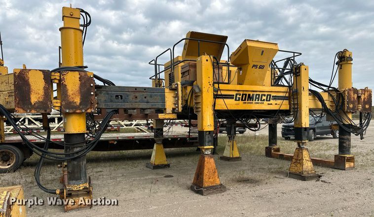 image for item DT6360 Gomaco PS60 placer spreader