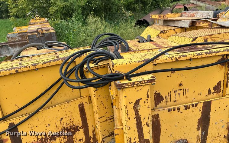 image for item DT6360 Gomaco PS60 placer spreader