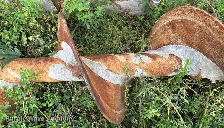 image for item DT6360 Gomaco PS60 placer spreader