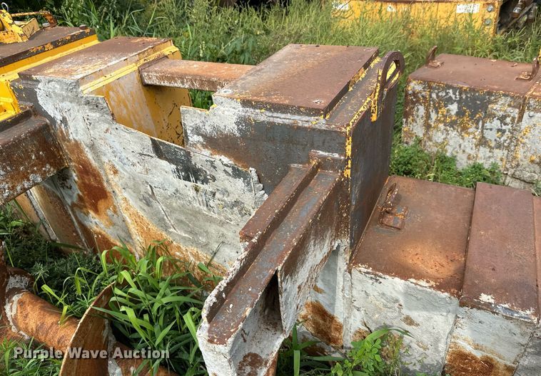 image for item DT6360 Gomaco PS60 placer spreader