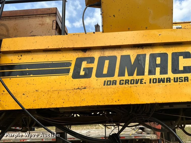 image for item DT6360 Gomaco PS60 placer spreader