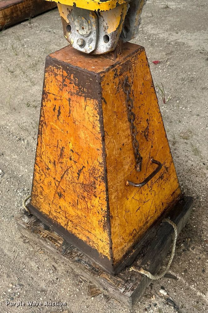 image for item DT6360 Gomaco PS60 placer spreader