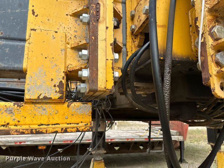 image for item DT6360 Gomaco PS60 placer spreader