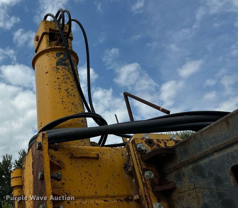 image for item DT6360 Gomaco PS60 placer spreader